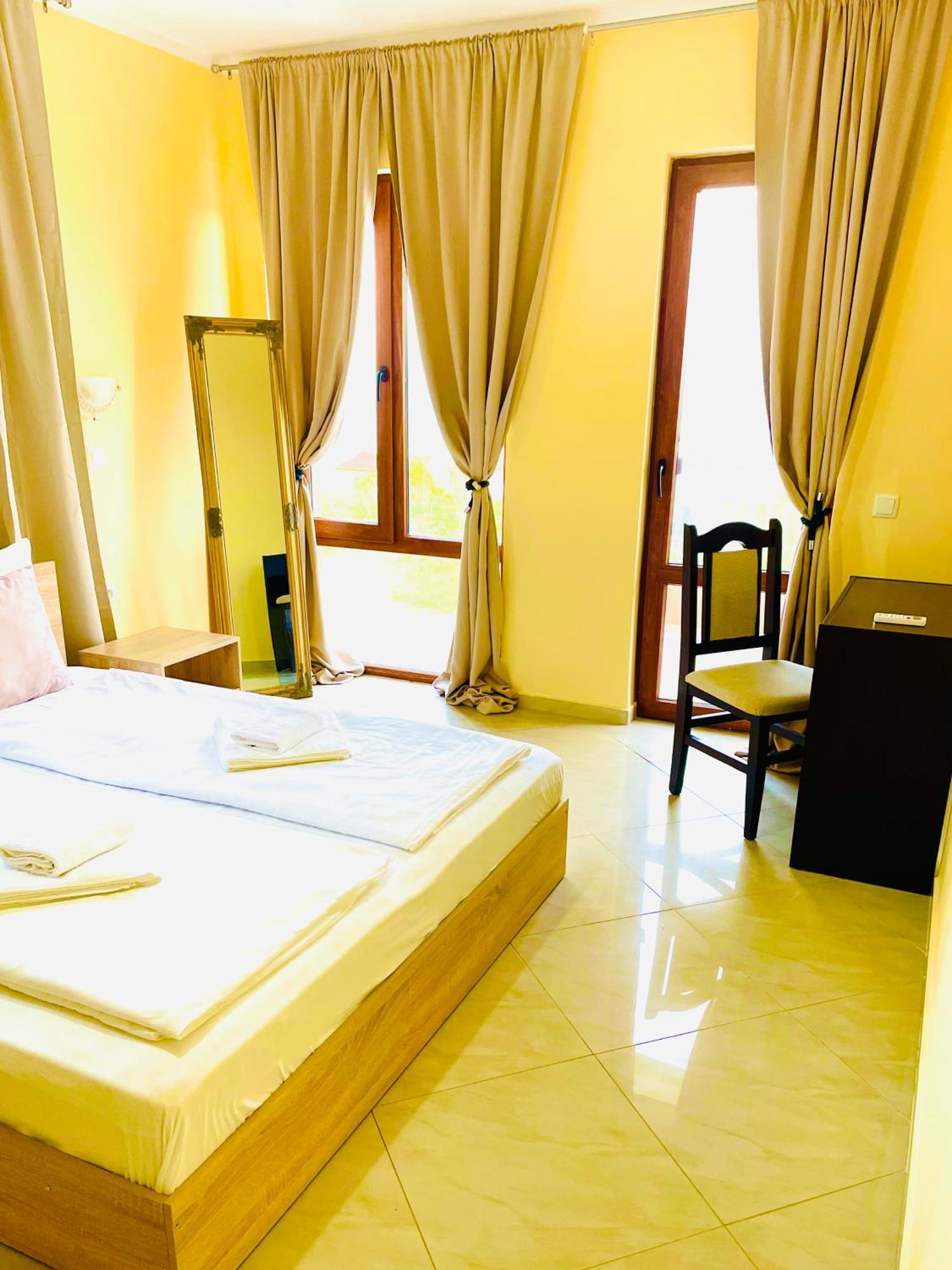 Stefaniya Apartments Sozopol Buitenkant foto